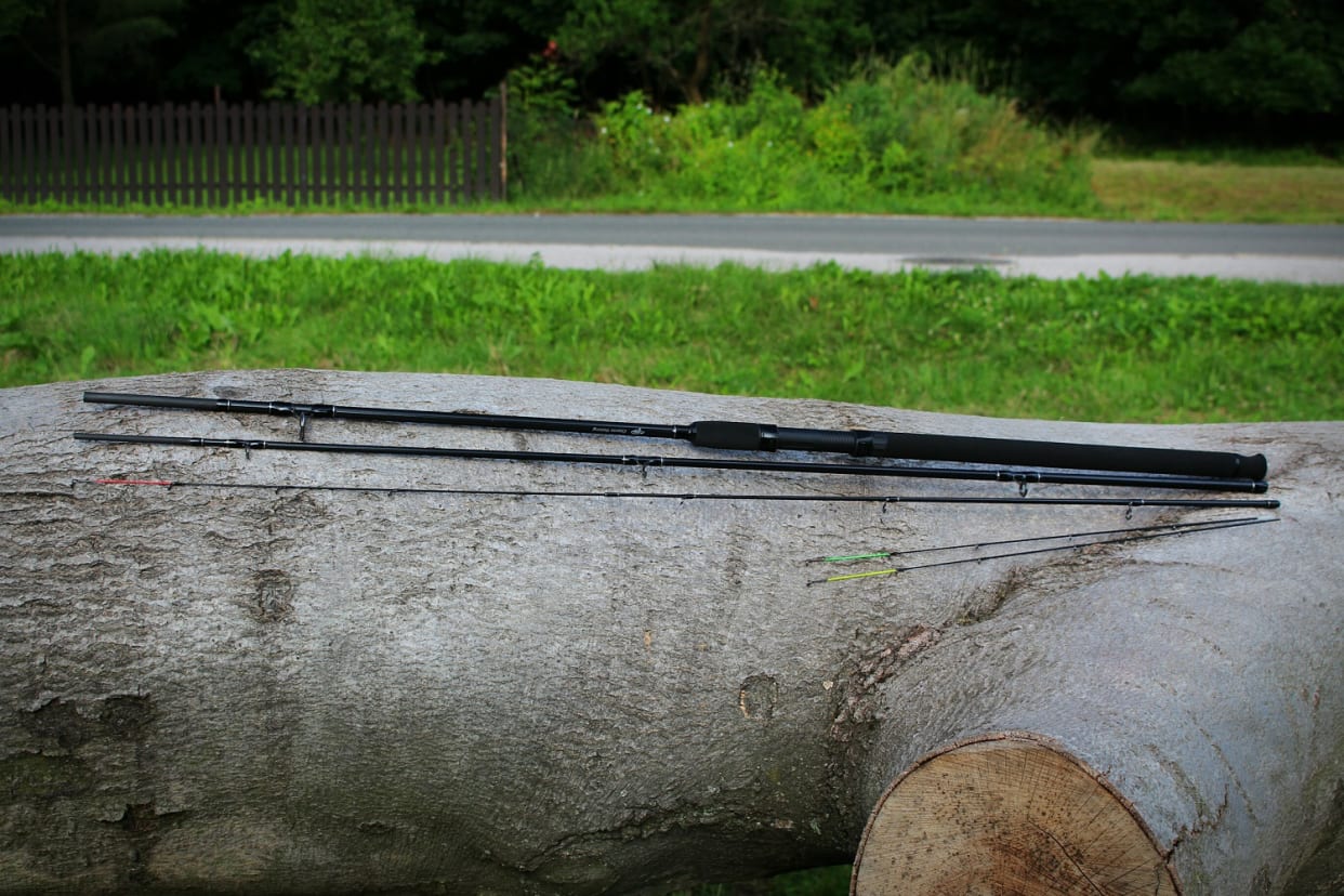 GIANTS FISHING PRUT BLACK METHOD FEEDER 10FT 40-90G
