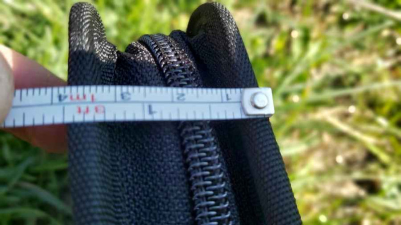 Peračník na nadväzce na boilies s pinmi 29x14x3,5 cm