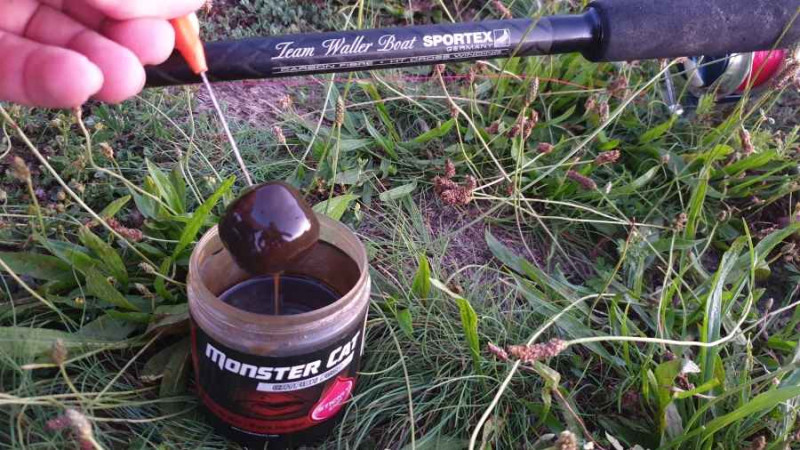 Monster Cat Sticky Dip 150ml - Tandem Baits Fish Crayfish (ryba rak)