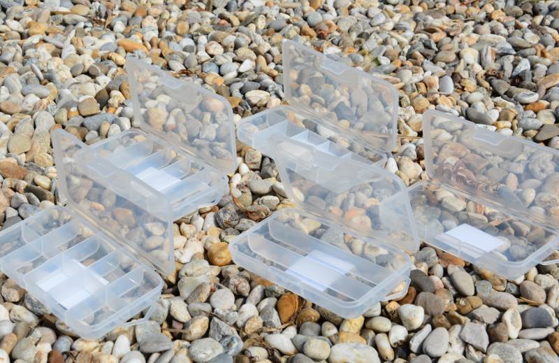 Krabička na drobné príslušenstvo 16,5x9,5x2,5cm 10 priehradky